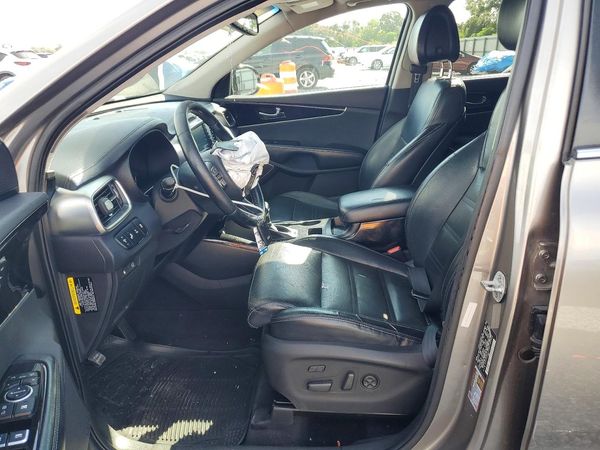 2016 KIA SORENTO SX / SX Limited — DENT