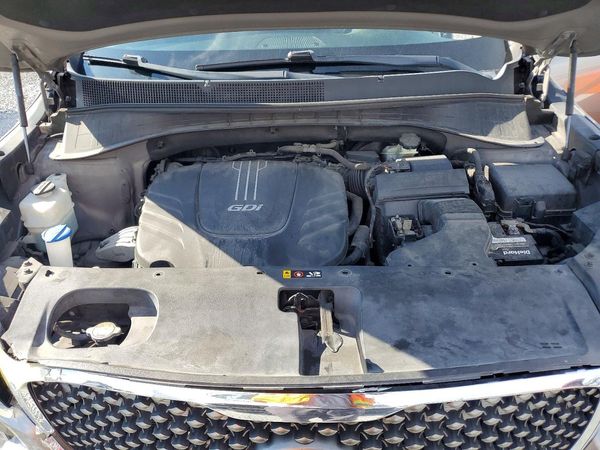 2016 KIA SORENTO SX / SX Limited — Engine bay