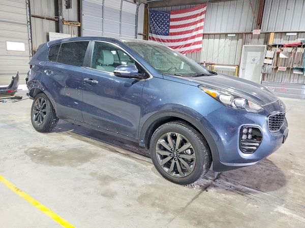 2018 KIA SPORTAGE — Passenger 3/4