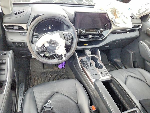 2023 TOYOTA HIGHLANDER Limited — CKPT
