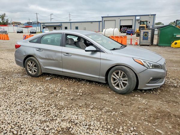 2016 HYUNDAI SONATA — Passenger 3/4