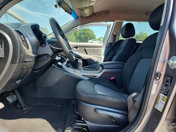 2016 KIA SPORTAGE — DENT