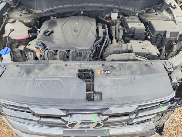 2025 HYUNDAI TUCSON — Engine bay