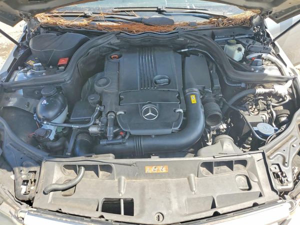 2013 MERCEDES-BENZ C-CLASS C250 — Engine bay