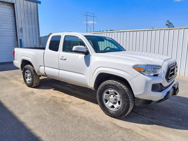 2023 TOYOTA TACOMA SR5 — Passenger 3/4