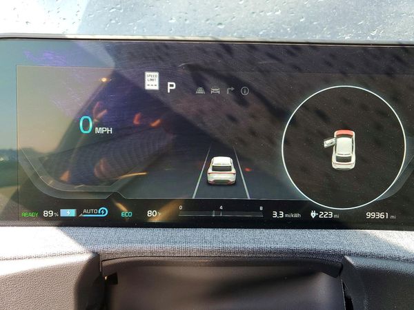 2024 KIA EV6 Light, Wind — ODOM