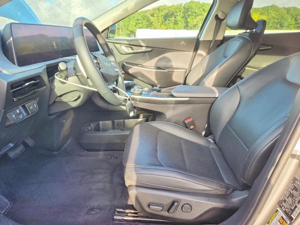 2024 KIA EV6 Light, Wind — DENT