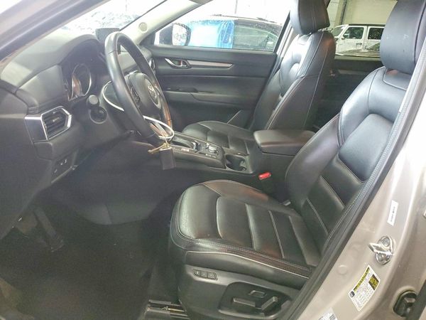 2025 MAZDA CX-5 Preferred — DENT
