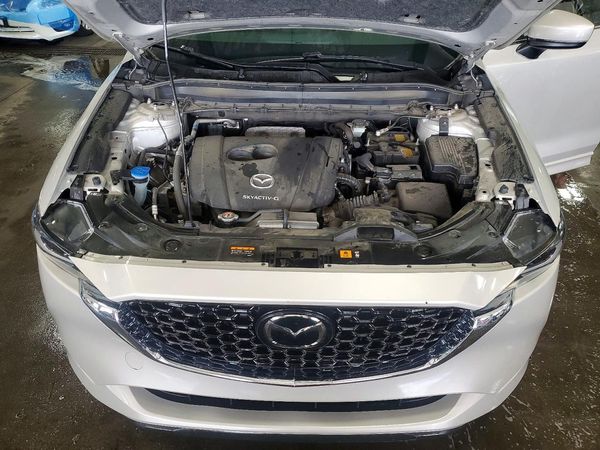 2025 MAZDA CX-5 Preferred — Engine bay