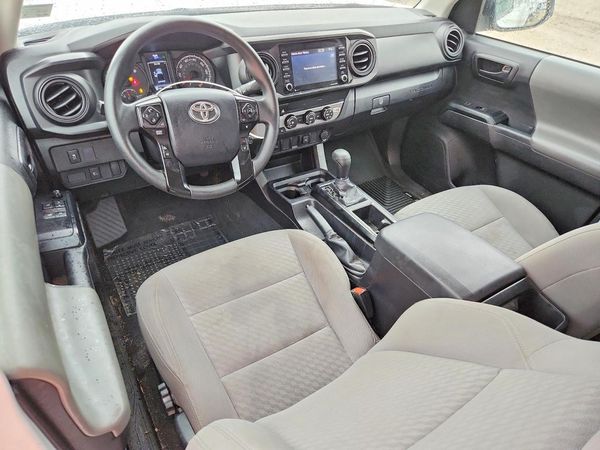 2023 TOYOTA TACOMA SR5 — CKPT