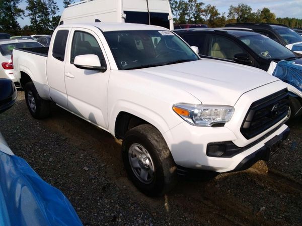 2023 TOYOTA TACOMA SR5 — Passenger 3/4