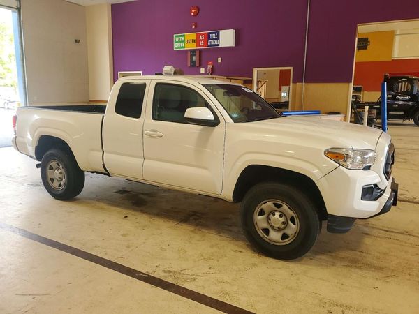 2023 TOYOTA TACOMA SR5 — Passenger 3/4