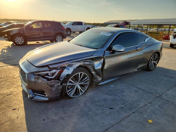 2018 INFINITI Q60 — Front 3/4