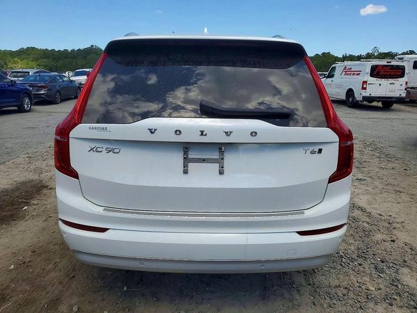 2022 VOLVO XC90 Momentum (excl S60) — DIRR