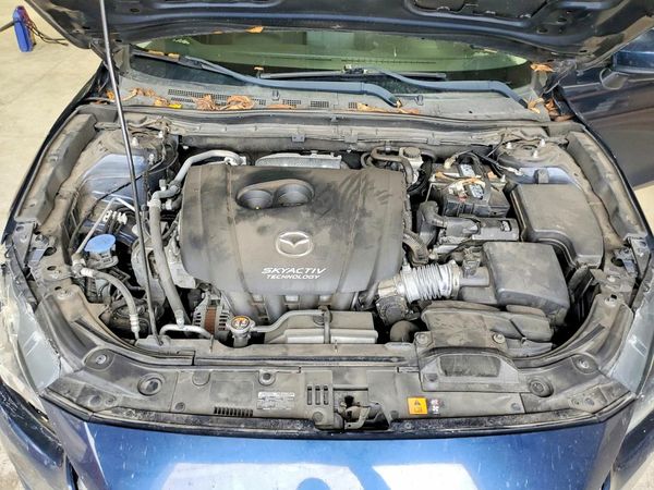 2018 MAZDA 3 Sport — Engine bay