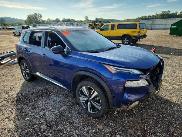 2021 NISSAN ROGUE PLATINUM — Passenger 3/4