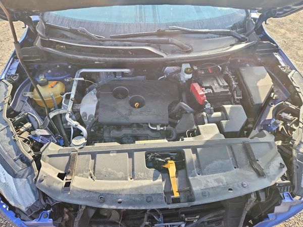 2021 NISSAN ROGUE PLATINUM — Engine bay