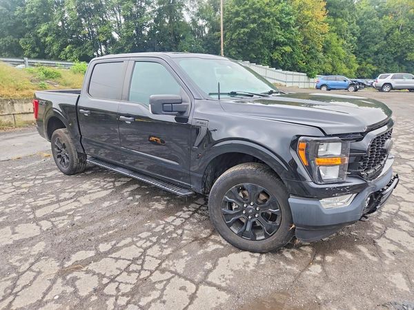 2023 FORD F150 — Passenger 3/4