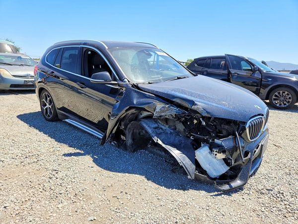 2019 BMW X1 sDrive28i — Passenger 3/4