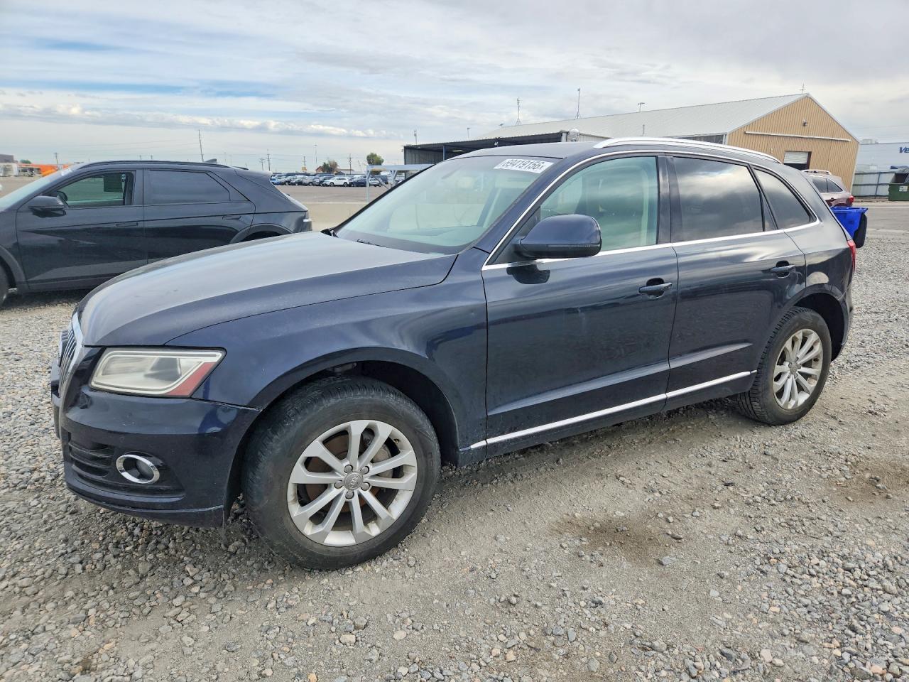 2014 AUDI Q5 Premium Plus — Front 3/4