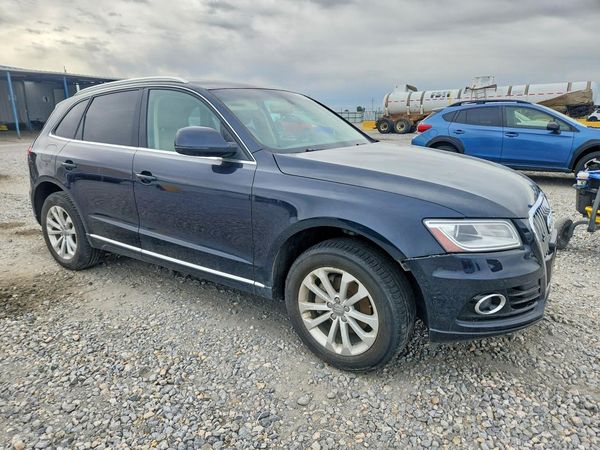 2014 AUDI Q5 Premium Plus — Passenger 3/4