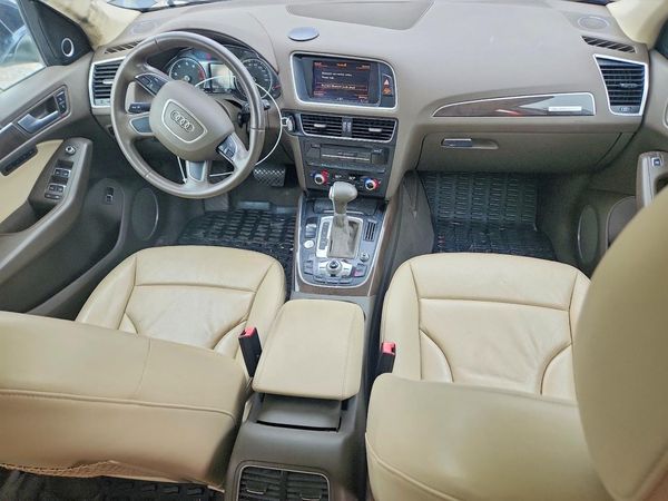 2014 AUDI Q5 Premium Plus — CKPT