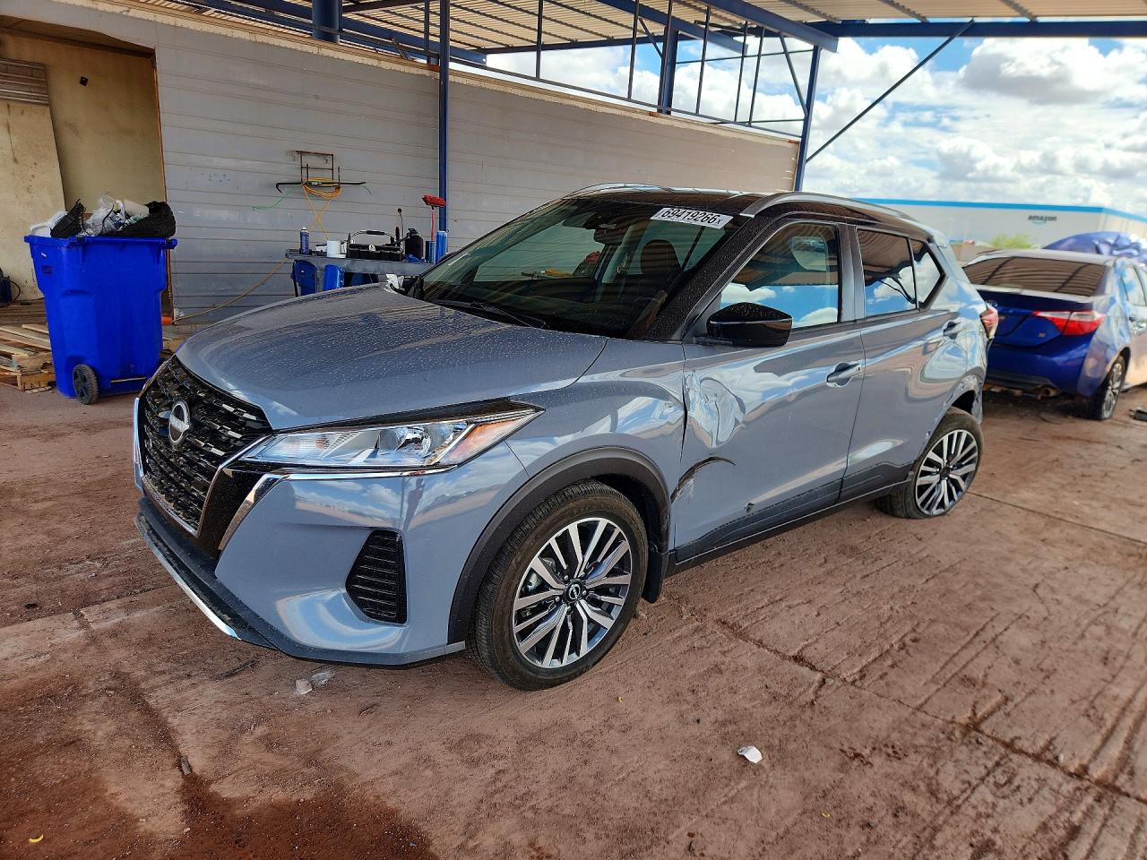 2022 NISSAN KICKS — Front 3/4