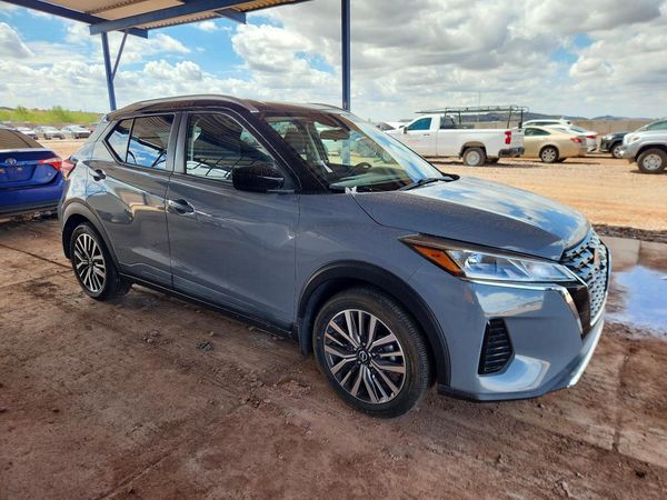 2022 NISSAN KICKS — Passenger 3/4