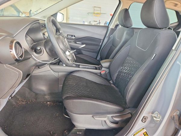 2022 NISSAN KICKS — DENT