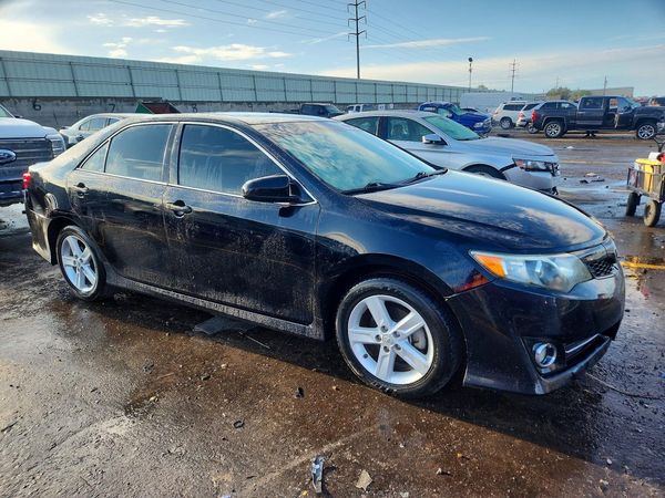 2012 TOYOTA CAMRY — Passenger 3/4