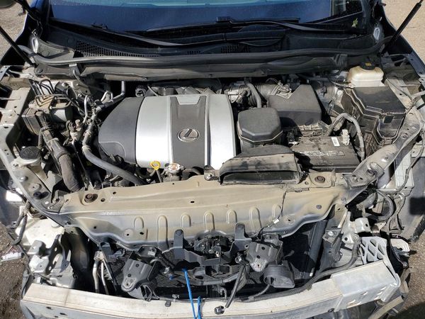 2018 LEXUS RX 350 — Engine bay