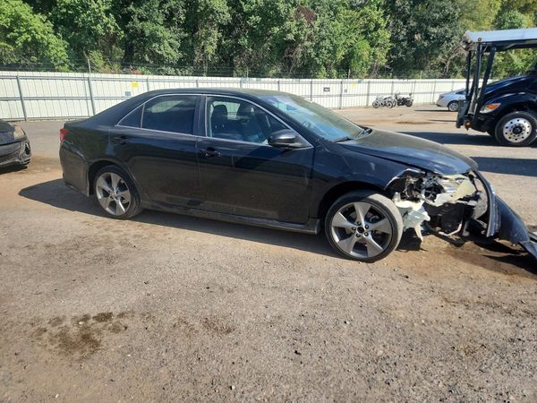2012 TOYOTA CAMRY — Passenger 3/4
