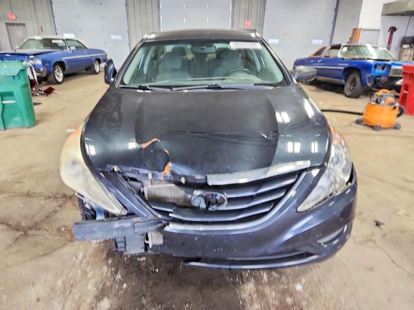 2013 HYUNDAI SONATA GLS/ GLS Popular — DIRF