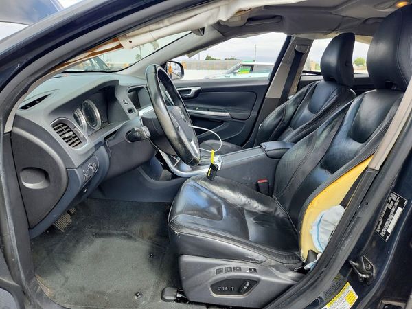 2013 VOLVO S60 — DENT