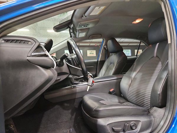 2019 TOYOTA CAMRY L/LE/SE/XLE — DENT