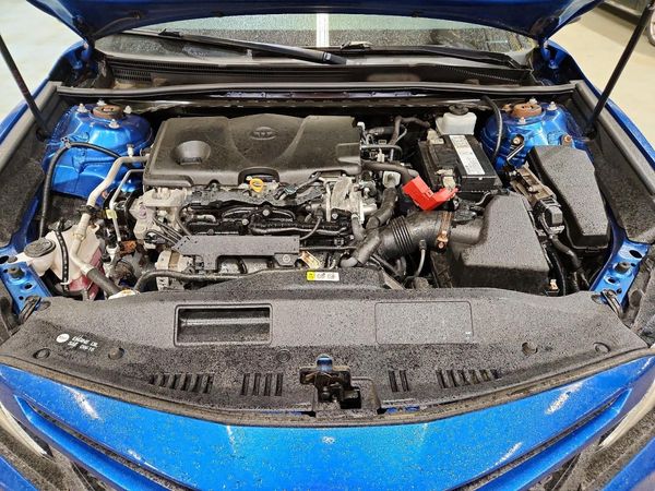 2019 TOYOTA CAMRY L/LE/SE/XLE — Engine bay