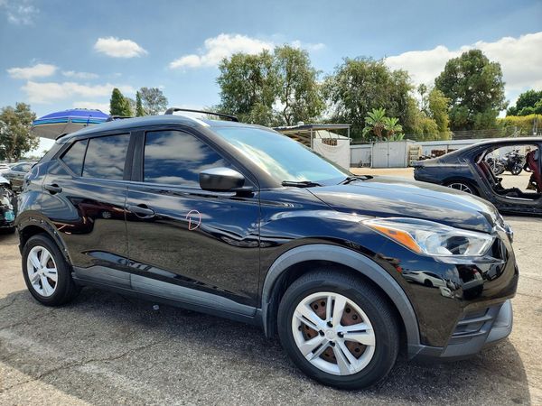 2018 NISSAN KICKS — Passenger 3/4