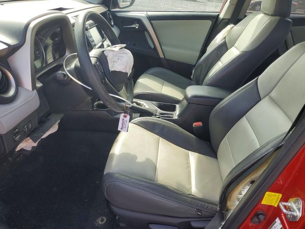 2015 TOYOTA RAV4 — DENT