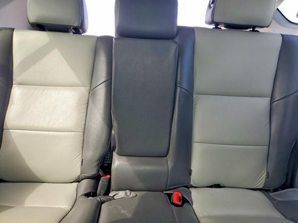 2015 TOYOTA RAV4 — SUVN