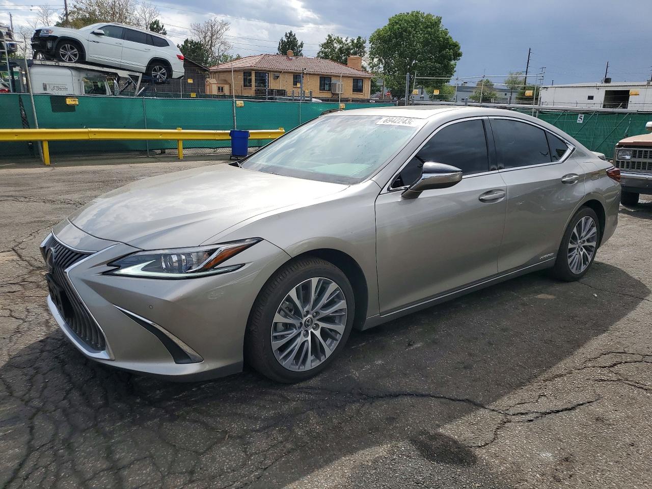 2021 LEXUS ES 300h Premium