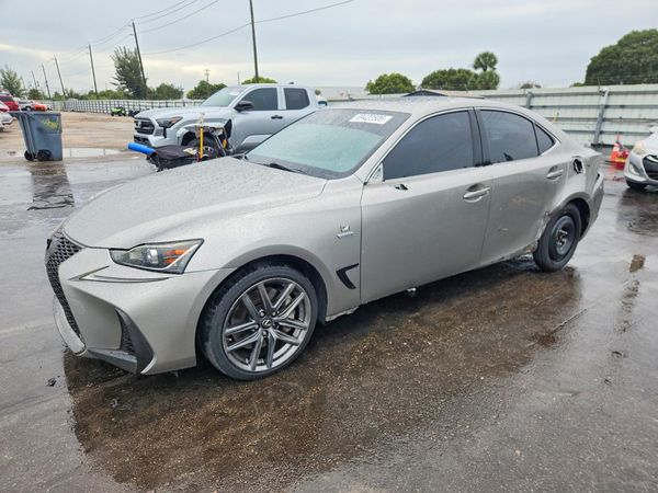 2018 LEXUS IS 300