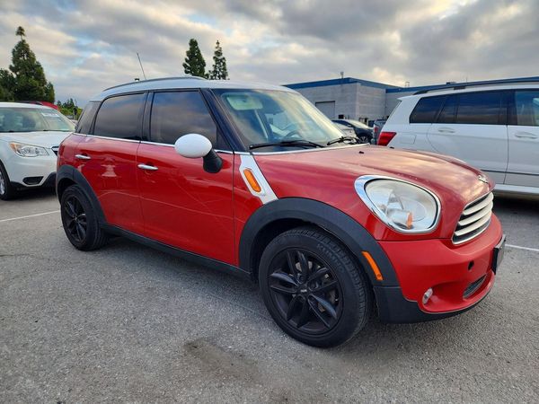 2013 MINI COOPER — Passenger 3/4
