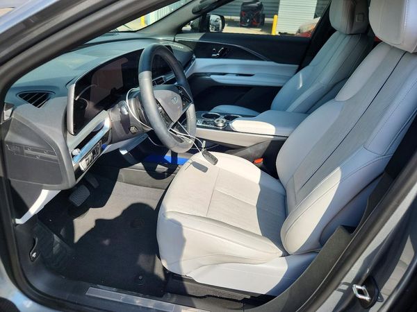 2024 CADILLAC LYRIQ LUXURY 1 — DENT