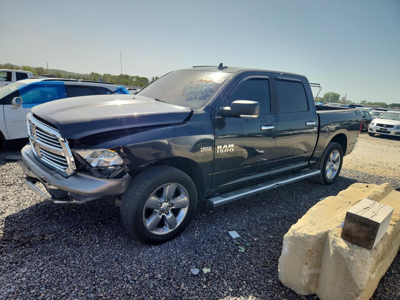 2016 RAM 1500 — Front 3/4