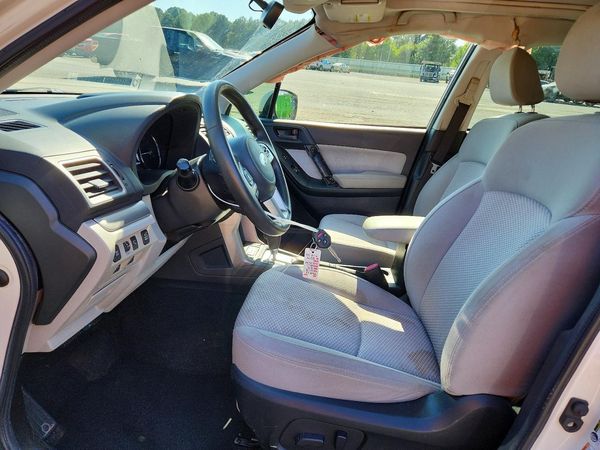 2018 SUBARU FORESTER — DENT