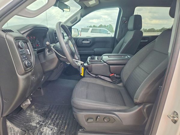 2022 CHEVROLET SILVERADO Custom — DENT
