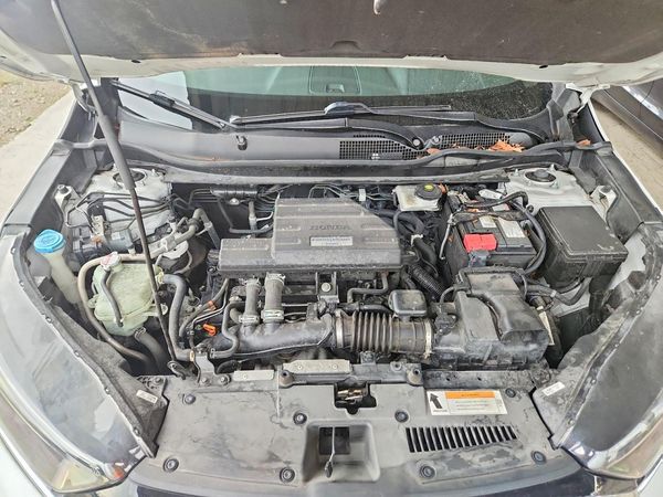 2021 HONDA CR-V — Engine bay