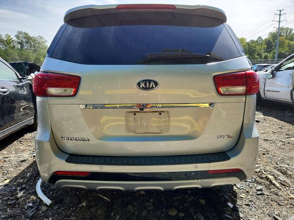 2015 KIA SEDONA TOP - High Level — DIRR