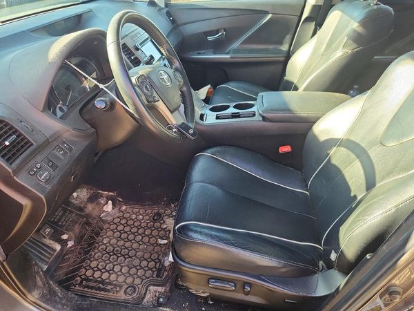 2015 TOYOTA VENZA XLE — DENT