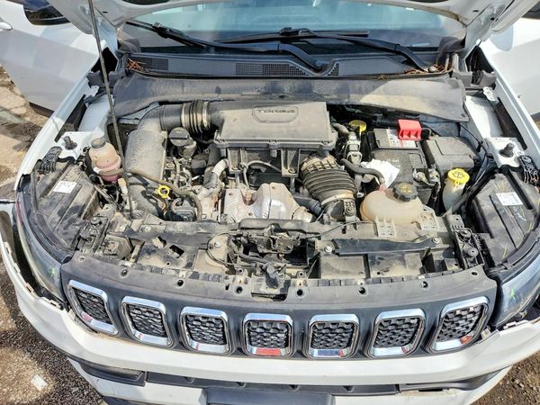 2023 JEEP COMPASS — Engine bay